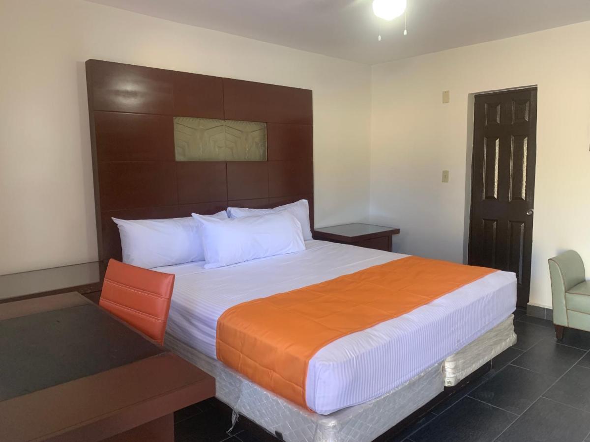 Hotel Los Arcos Mexicali Ngoại thất bức ảnh