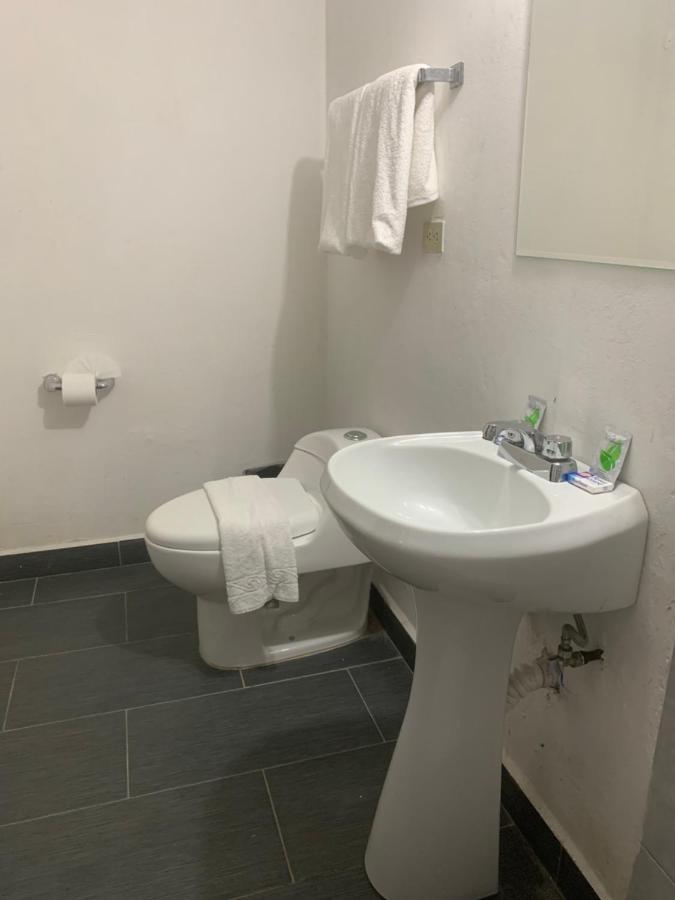 Hotel Los Arcos Mexicali Ngoại thất bức ảnh